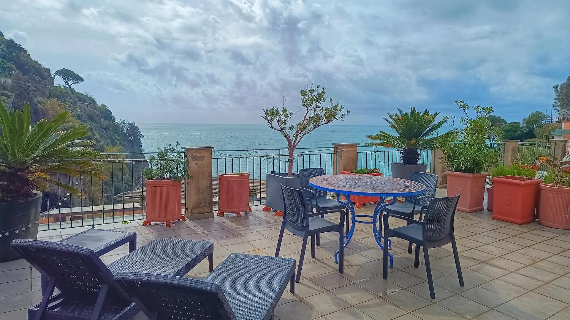 L'Oblo Apartment Riomaggiore Italy
